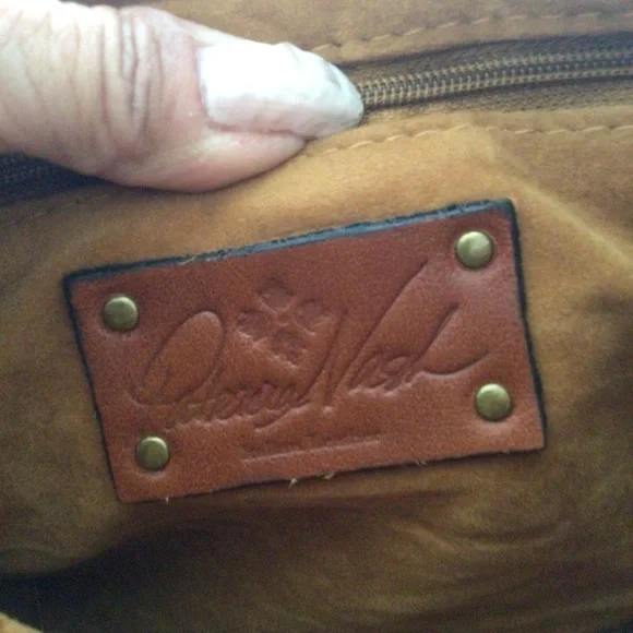 PATRICIA NASH LEATHER SHERPA PAULLO SMALL CROSSBODY BAG - Picture 9 of 16